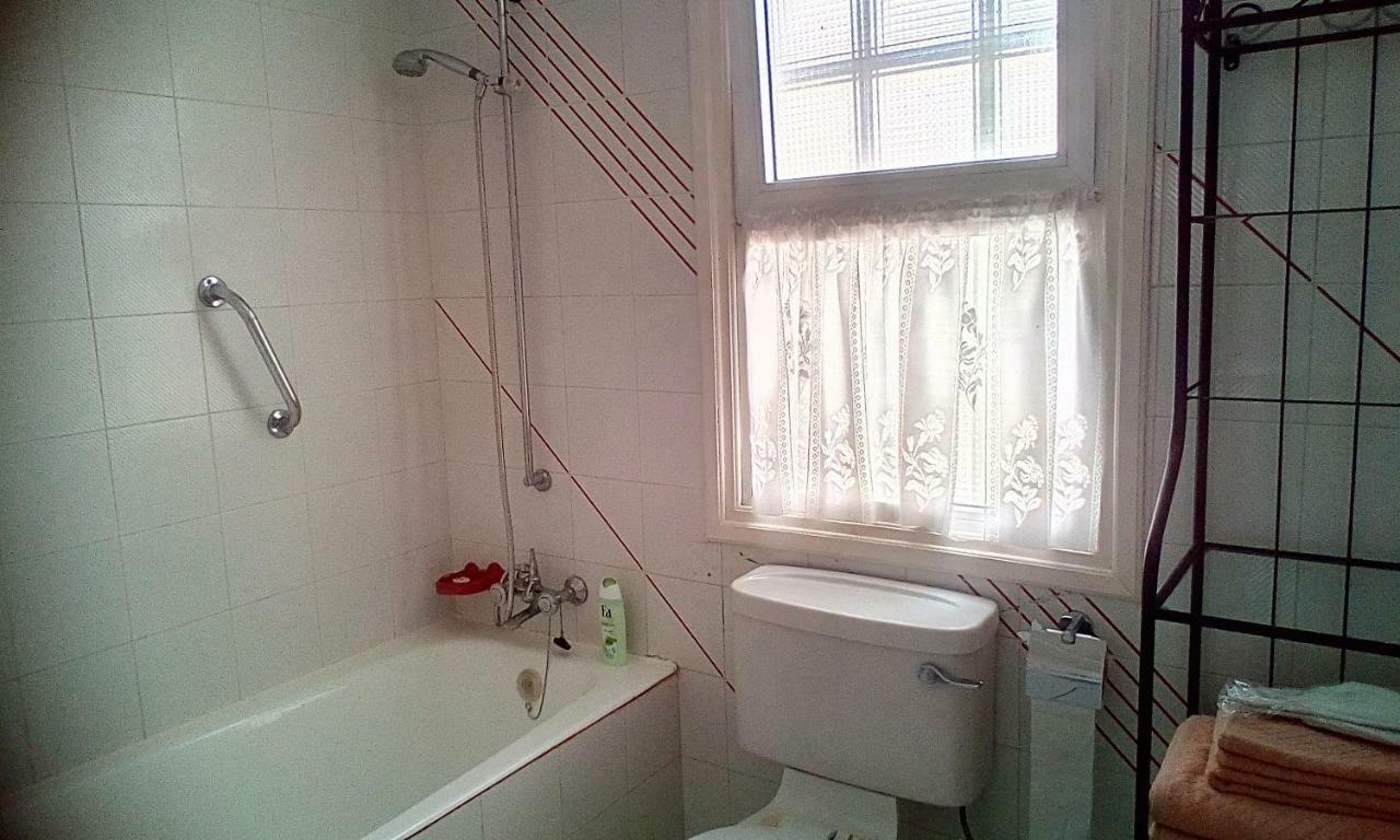 Limnaria West Park Apartment Paphos Ngoại thất bức ảnh