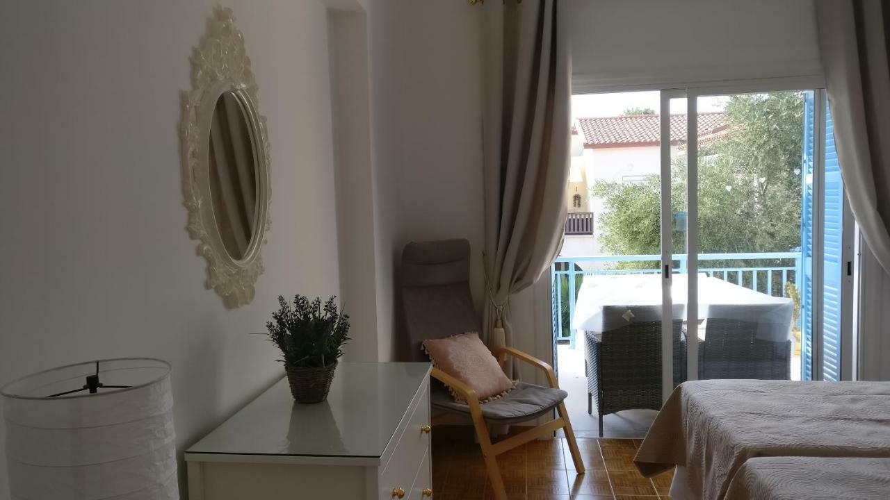 Limnaria West Park Apartment Paphos Ngoại thất bức ảnh