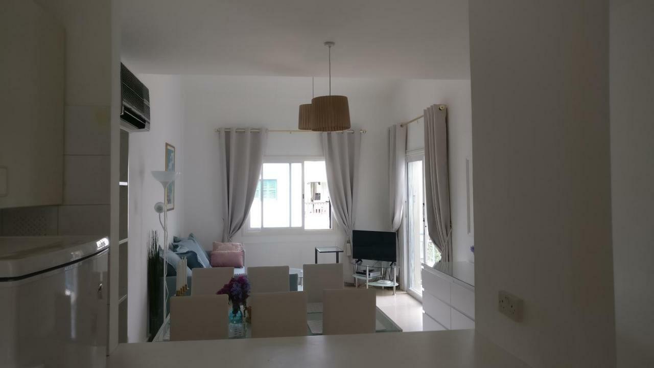 Limnaria West Park Apartment Paphos Ngoại thất bức ảnh