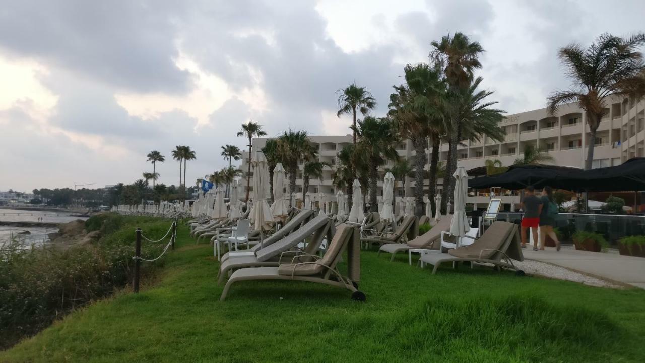 Limnaria West Park Apartment Paphos Ngoại thất bức ảnh